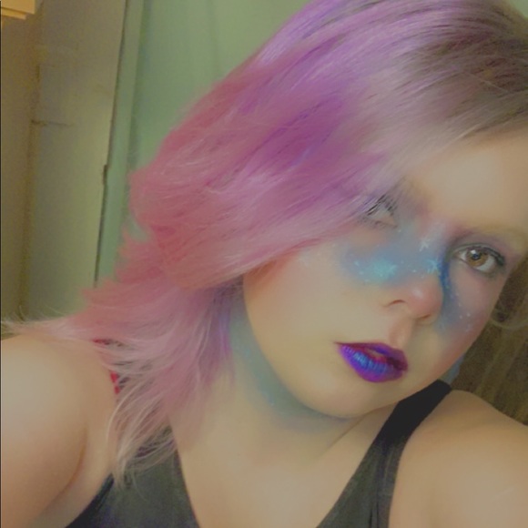 Meet your Posher, Ruth - Picture 1 of 1